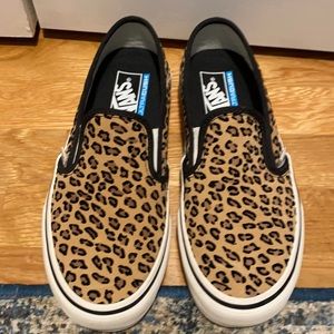 Vans Leopard print slip on women’s size 7.5